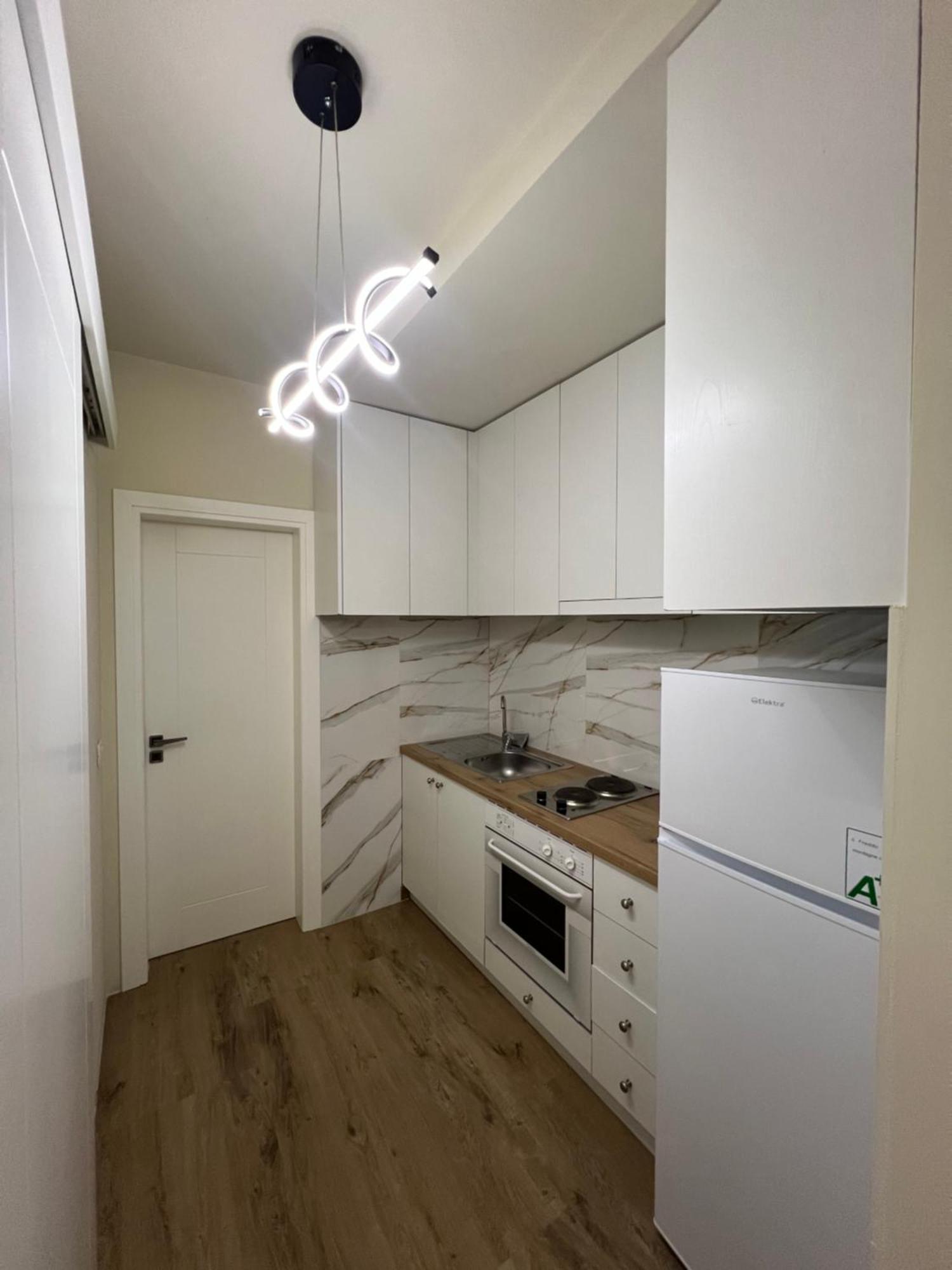Condor Center Luxury Apartment Tirana Eksteriør billede