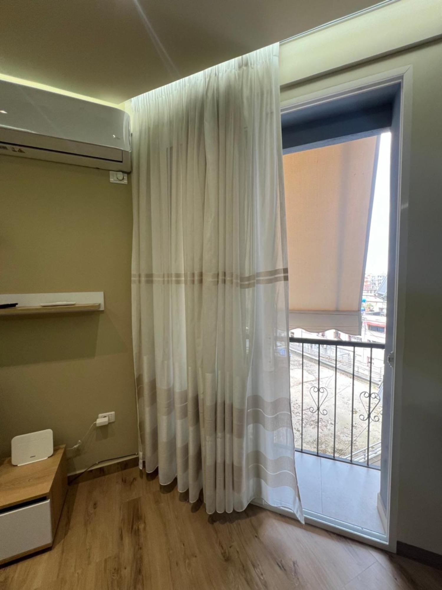 Condor Center Luxury Apartment Tirana Eksteriør billede